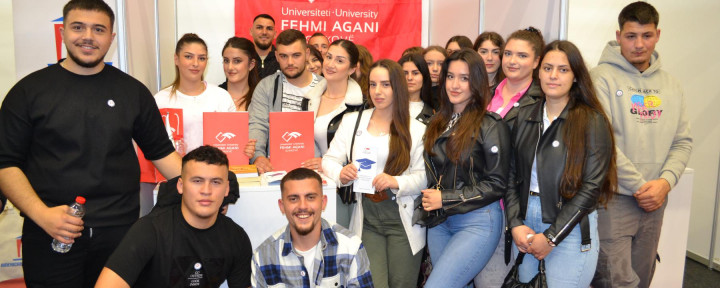 Studentët e Universitetit “Fehmi Agani” marrin pjesë në Panairin Kombëtar të Punës, Karrierës dhe Ndërmarrësisë 2023